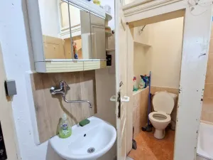 Pronájem bytu 2+kk, Praha - Košíře, Holečkova, 43 m2