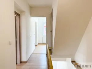 Prodej rodinného domu, Seloutky, 182 m2