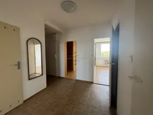 Prodej bytu 3+1, Praha, Fryčovická, 68 m2
