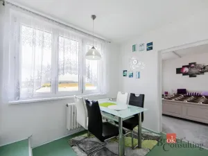 Prodej bytu 3+1, Toužim, Sídliště, 67 m2