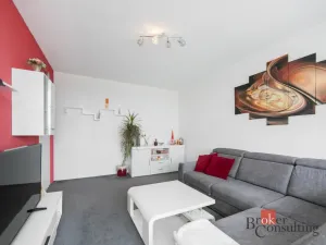 Prodej bytu 3+1, Toužim, Sídliště, 67 m2