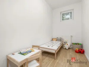 Pronájem bytu 3+1, Praha - Modřany, Mráčkova, 62 m2