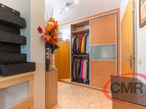 Prodej bytu 2+kk, Praha, Pickova, 52 m2