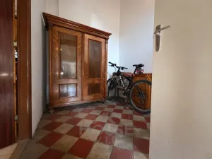 Prodej vícegeneračního domu, Praha, Hejtmanská, 275 m2