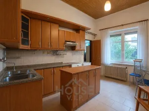 Prodej vícegeneračního domu, Praha, Hejtmanská, 275 m2