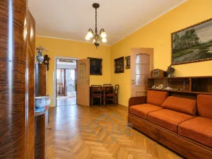 Prodej vícegeneračního domu, Praha, Hejtmanská, 275 m2