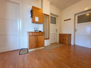 Prodej vícegeneračního domu, Praha, Hejtmanská, 275 m2