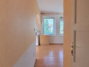 Prodej vícegeneračního domu, Praha, Hejtmanská, 275 m2