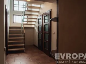 Prodej rodinného domu, Pardubice, MUDr. Ducháčkové, 226 m2