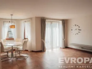 Prodej rodinného domu, Pardubice, MUDr. Ducháčkové, 226 m2