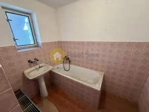 Prodej rodinného domu, Radomyšl, Školní, 214 m2