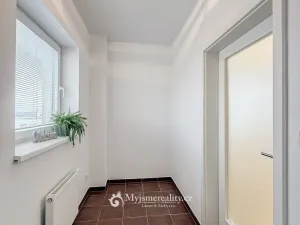 Pronájem bytu 2+kk, Znojmo, Růžičkova, 38 m2
