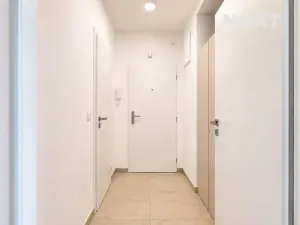 Pronájem bytu 2+kk, Praha - Žižkov, Hartigova, 53 m2