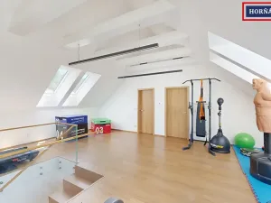 Prodej rodinného domu, Ochoz u Brna, 288 m2