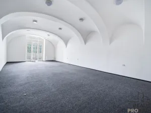 Pronájem kanceláře, Jaroměř, nám. Československé armády, 137 m2