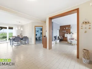 Prodej rodinného domu, Blatnice pod Svatým Antonínkem, 335 m2