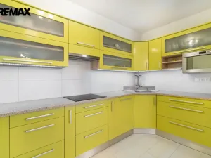 Prodej bytu 4+kk, Karlovy Vary, Libušina, 171 m2