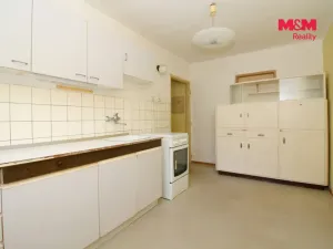 Prodej bytu 2+1, Hradec Králové, Ladova, 60 m2