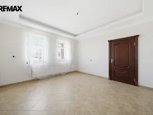 Prodej rodinného domu, Jesenice - Zdiměřice, Sýkorová, 363 m2