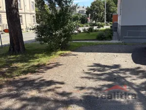 Prodej bytu 2+1, Opava, Otická, 71 m2