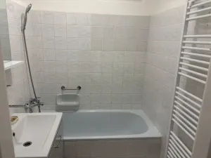 Pronájem bytu 2+1, Pardubice, Bratranců Veverkových, 51 m2