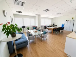 Pronájem výrobních prostor, Praha - Horní Počernice, K Bílému vrchu, 554 m2