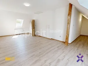 Pronájem rodinného domu, Lužná, 150 m2