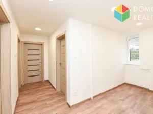 Prodej bytu 2+1, Králův Dvůr, Pod Hájem, 60 m2