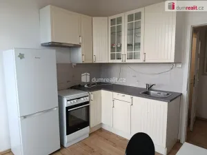 Pronájem bytu 1+1, Praha - Holešovice, Jankovcova, 33 m2