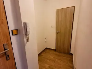 Pronájem bytu 2+kk, Jablonec nad Nisou, Na Roli, 44 m2