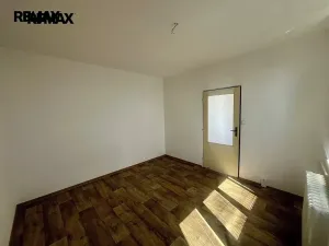 Pronájem bytu 3+1, Kadaň, Na Podlesí, 68 m2