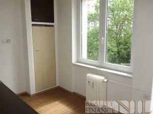 Pronájem bytu 2+1, Plzeň, Blatenská, 53 m2