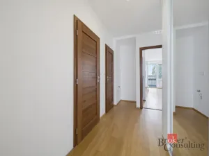 Prodej bytu 3+kk, Praha - Smíchov, Kroupova, 53 m2