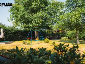 Prodej rodinného domu, Počaply, 240 m2