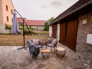 Prodej rodinného domu, Jinín, 250 m2