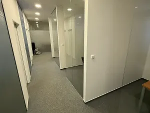 Pronájem kanceláře, Praha - Vysočany, Sokolovská, 20 m2