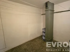 Pronájem bytu 3+1, Pardubice - Zelené Předměstí, Karla IV., 76 m2