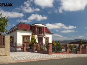 Prodej rodinného domu, Jenišov - Pod Rohem, K Rohu, 435 m2