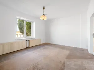 Prodej obchodního prostoru, Plzeň, Velenická, 177 m2