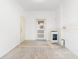 Prodej obchodního prostoru, Plzeň, Velenická, 177 m2