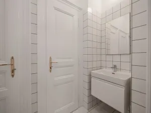 Pronájem kanceláře, Praha - Vinohrady, Italská, 250 m2