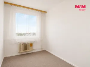 Prodej bytu 3+1, Praha - Prosek, Lovosická, 66 m2
