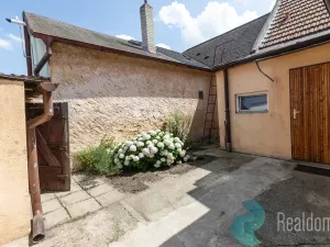 Prodej rodinného domu, Přezletice, Ve Dvorci, 85 m2