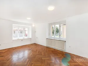 Prodej rodinného domu, Přezletice, Ve Dvorci, 85 m2