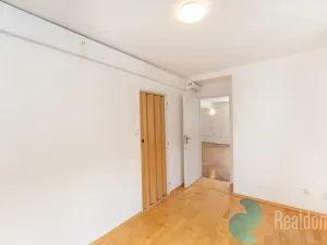 Prodej rodinného domu, Přezletice, Ve Dvorci, 85 m2
