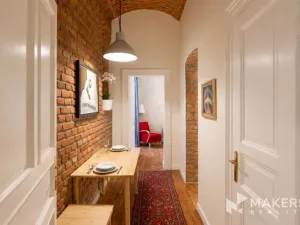 Pronájem bytu 1+1, Praha - Nové Město, Hálkova, 33 m2