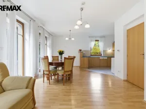 Prodej rodinného domu, Karlovy Vary, Za Motelem, 137 m2