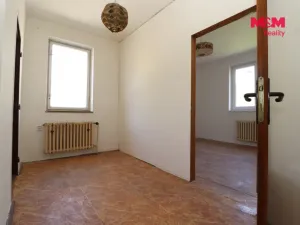 Prodej bytu 2+1, Velichov, 55 m2