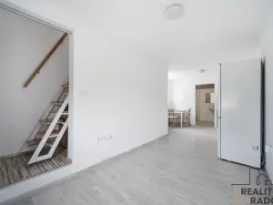 Pronájem bytu 2+kk, Pardubice, Dašická, 54 m2