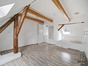 Pronájem bytu 2+kk, Pardubice, Dašická, 54 m2